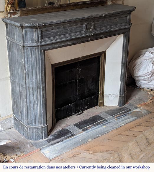 Louis XVI style mantel with rounded corners carved in Turquin marble Louis XVI style mantel with rounded corners carved in Turquin marble-2