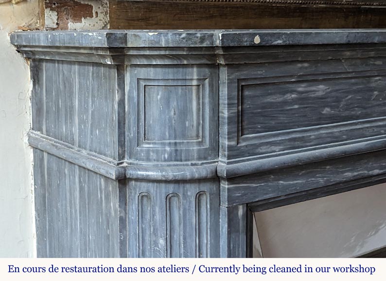 Louis XVI style mantel with rounded corners carved in Turquin marble Louis XVI style mantel with rounded corners carved in Turquin marble-3