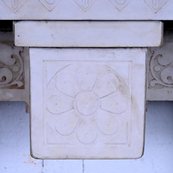 Stone column fireplace Stone column fireplace-2