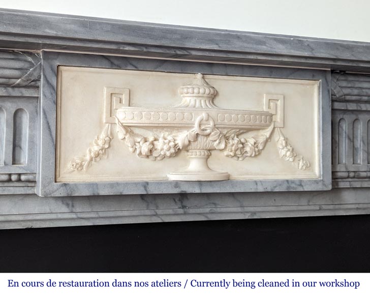 Louis XVI periode two-tone mantel with half columns in Turquin and statuary marble Louis XVI periode two-tone mantel with half columns in Turquin and statuary marble-2