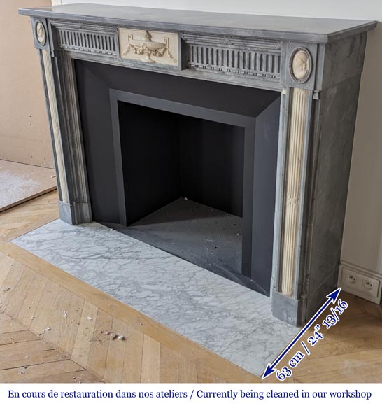 Louis XVI periode two-tone mantel with half columns in Turquin and statuary marble Louis XVI periode two-tone mantel with half columns in Turquin and statuary marble-9