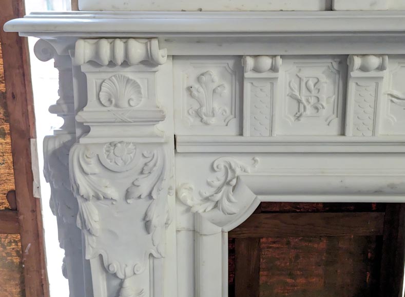 Napoleon III style mantelpiece in Statuario Carrara marble, with mantel top including a clock Napoleon III style mantelpiece in Statuario Carrara marble, with mantel top including a clock-6