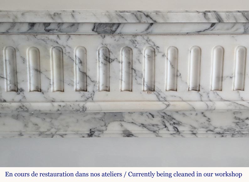 Louis XVI style curved mantel with curved flutes in Arabescato marble Louis XVI style curved mantel with curved flutes in Arabescato marble-1