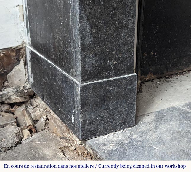 Napoleon III style mantel in black marble Napoleon III style mantel in black marble-4