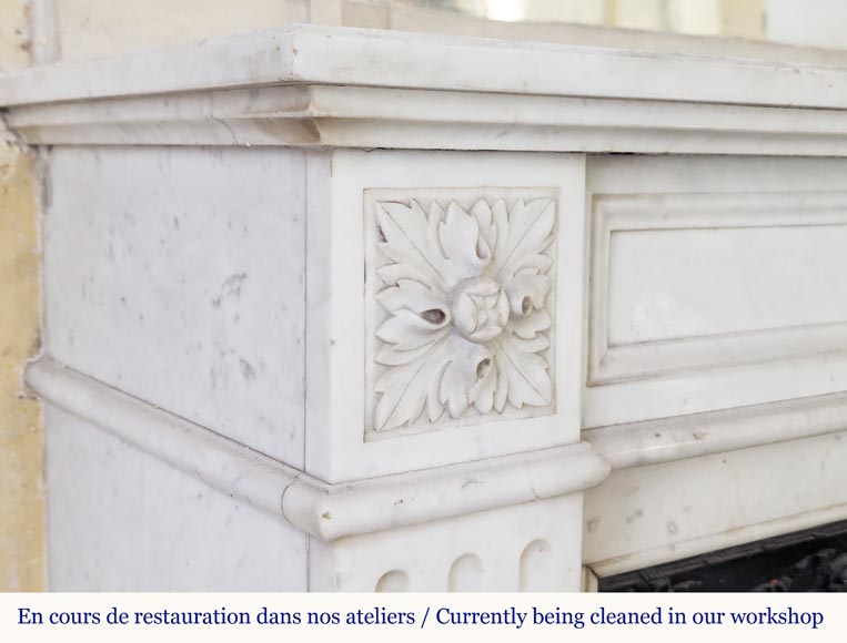 Louis XVI style mantel in Carrara marble adorned with rosettes Louis XVI style mantel in Carrara marble adorned with rosettes-3