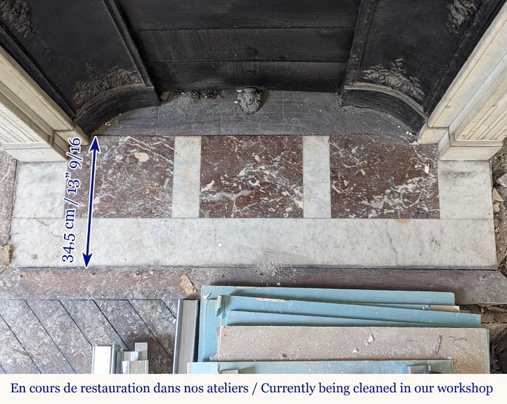 Louis XVI style mantel in Carrara marble adorned with rosettes Louis XVI style mantel in Carrara marble adorned with rosettes-7