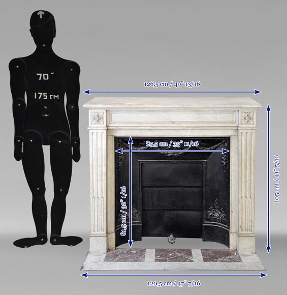 Louis XVI style mantel in Carrara marble adorned with rosettes Louis XVI style mantel in Carrara marble adorned with rosettes-9