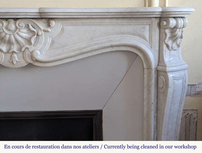 Louis XV style Carrara marble mantel with shell design Louis XV style Carrara marble mantel with shell design-7