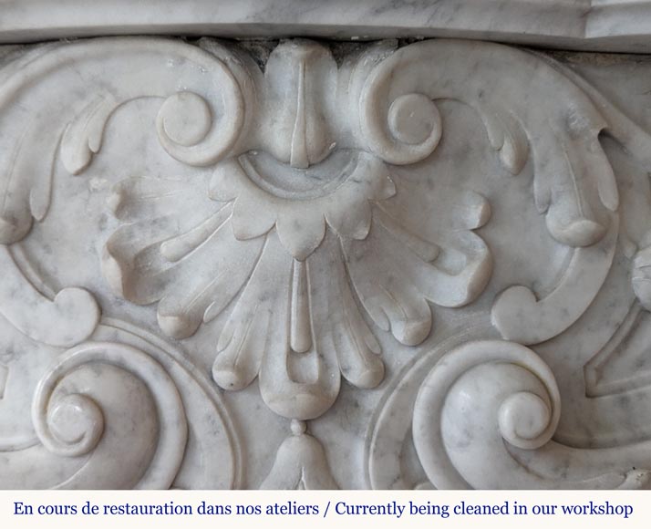 Louis XV style Carrara marble mantel decorated with foliate shells Louis XV style Carrara marble mantel decorated with foliate shells-3