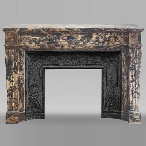 Louis XVI style fireplace in Médous breccia