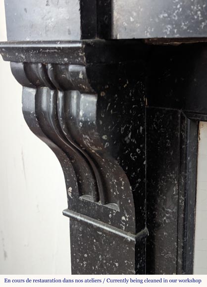 Napoleon III style mantel in black speckled marble with modillions Napoleon III style mantel in black speckled marble with modillions-4
