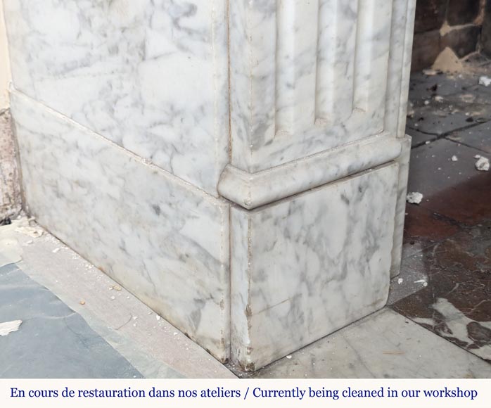 Louis XVI style mantel in veined Carrara marble with flower adorned heads Louis XVI style mantel in veined Carrara marble with flower adorned heads-4