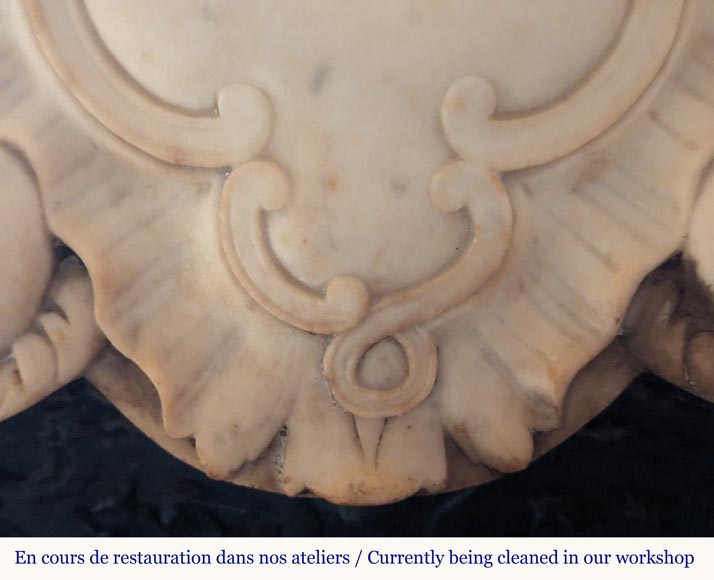 Louis XV style mantel in Carrara marble richly carved with foliage Louis XV style mantel in Carrara marble richly carved with foliage-3