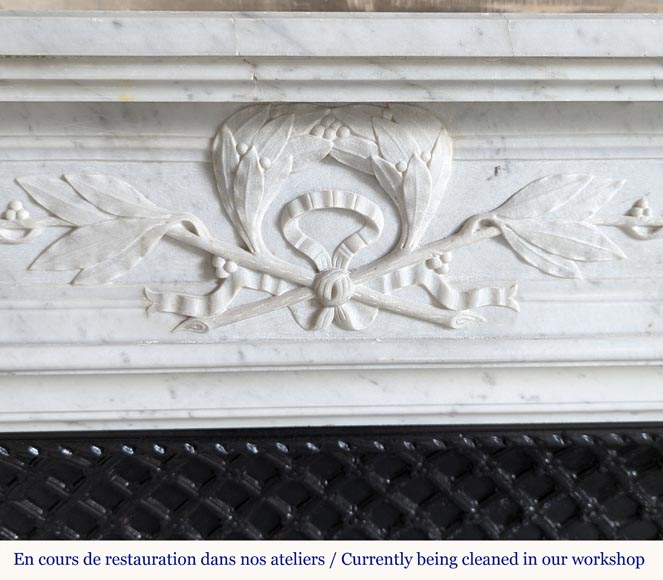 Louis XVI style mantel in Carrara marble adorned with a laurel wreath Louis XVI style mantel in Carrara marble adorned with a laurel wreath-2