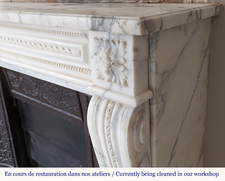 Louis XVI style mantel in Arabescato marble with pearl entablature Louis XVI style mantel in Arabescato marble with pearl entablature-6