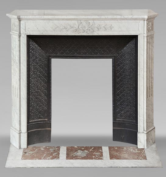 Louis XVI style mantel in Carrara marble adorned with a laurel wreath Louis XVI style mantel in Carrara marble adorned with a laurel wreath-0