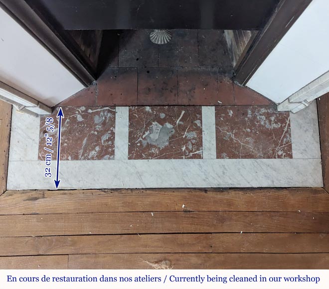 Louis XVI style mantel in Carrara marble adorned with a laurel wreath Louis XVI style mantel in Carrara marble adorned with a laurel wreath-9