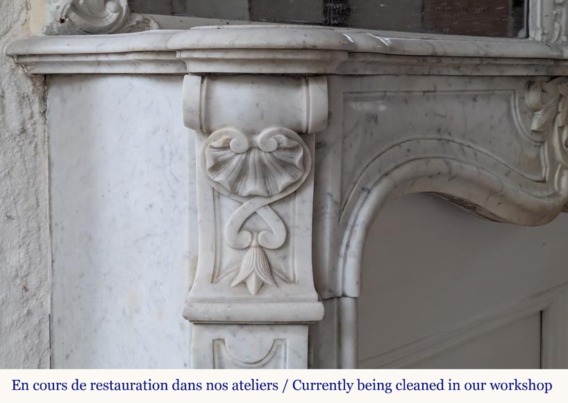 Louis XV style mantel in Carrara marble Louis XV style mantel in Carrara marble-3