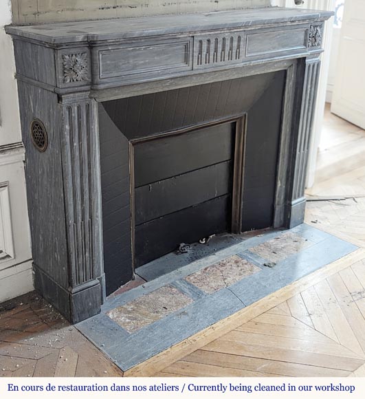 Louis XVI mantel in Turquin marble with curved flutes Louis XVI mantel in Turquin marble with curved flutes-2