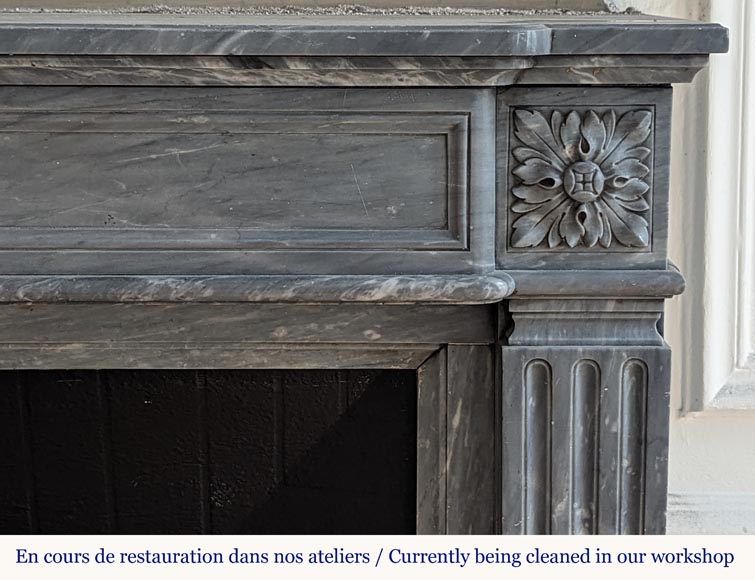 Louis XVI mantel in Turquin marble with curved flutes Louis XVI mantel in Turquin marble with curved flutes-6