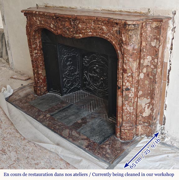 Louis XV style red marble mantel with curved sides and shell flowers Louis XV style red marble mantel with curved sides and shell flowers-8
