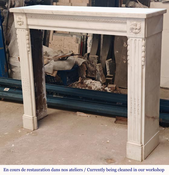 Cheminée de style Louis XVI en marbre demi statuaire Cheminée de style Louis XVI en marbre demi statuaire-9