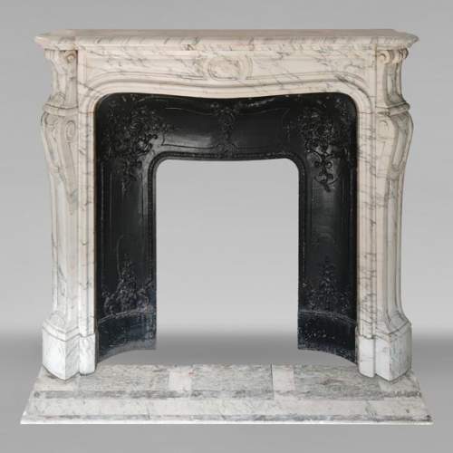 Curved Louis XV style Pompadour mantel in Arabescato marble