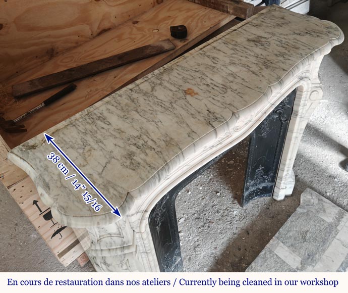 Curved Louis XV style Pompadour mantel in Arabescato marble Curved Louis XV style Pompadour mantel in Arabescato marble-10