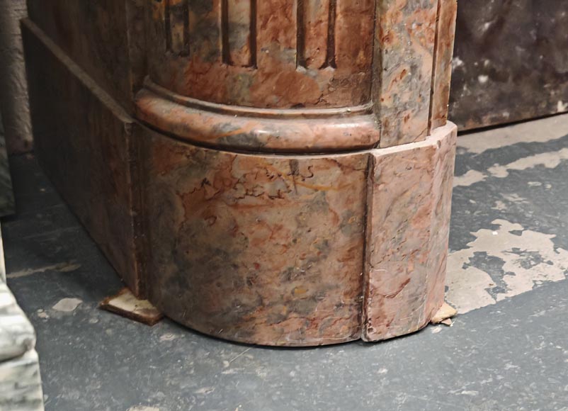 Louis XVI style mantel with rounded corners in Enjugerais marble Louis XVI style mantel with rounded corners in Enjugerais marble-4