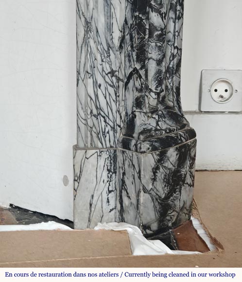 Louis XV style Pompadour mantel in Bleu Fleuri marble Louis XV style Pompadour mantel in Bleu Fleuri marble-7