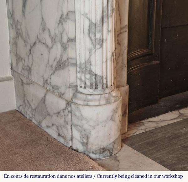 Louis XVI style Arabescato marble mantel with half-columns Louis XVI style Arabescato marble mantel with half-columns-4