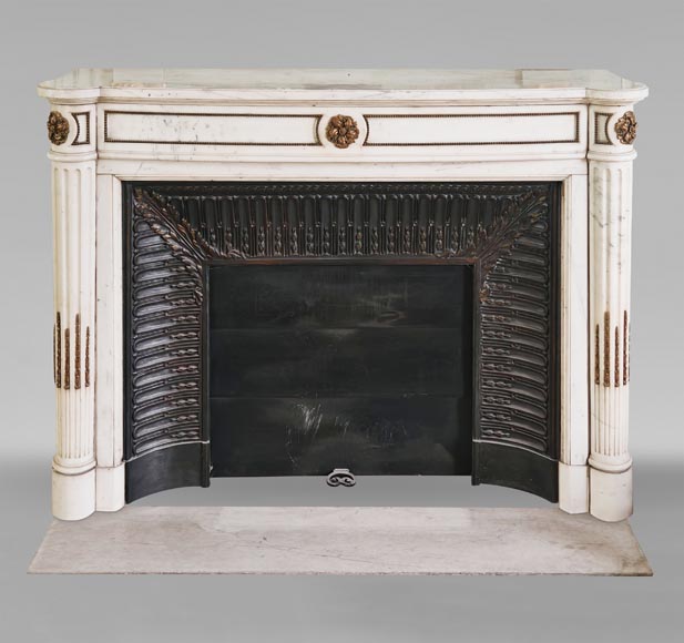 Louis XVI style curved mantel with half columns carved in half statuary marble with bronze décor Louis XVI style curved mantel with half columns carved in half statuary marble with bronze décor-0