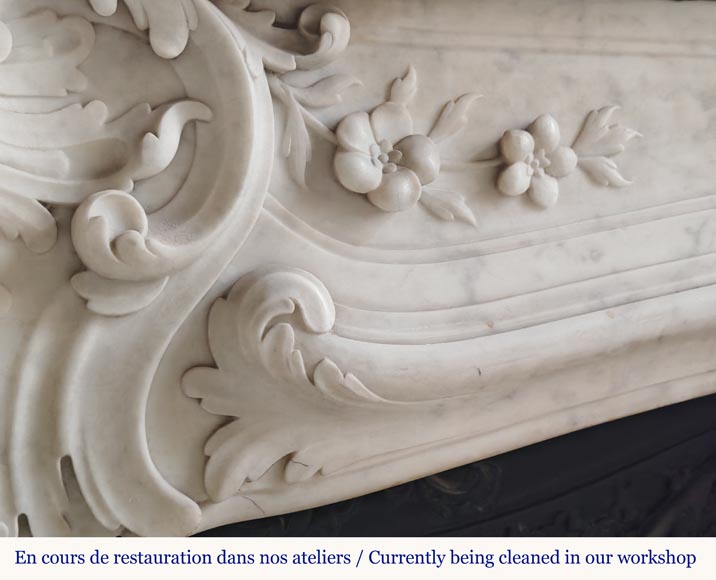 Louis XV style mantel in highly carved Carrara marble Louis XV style mantel in highly carved Carrara marble-5