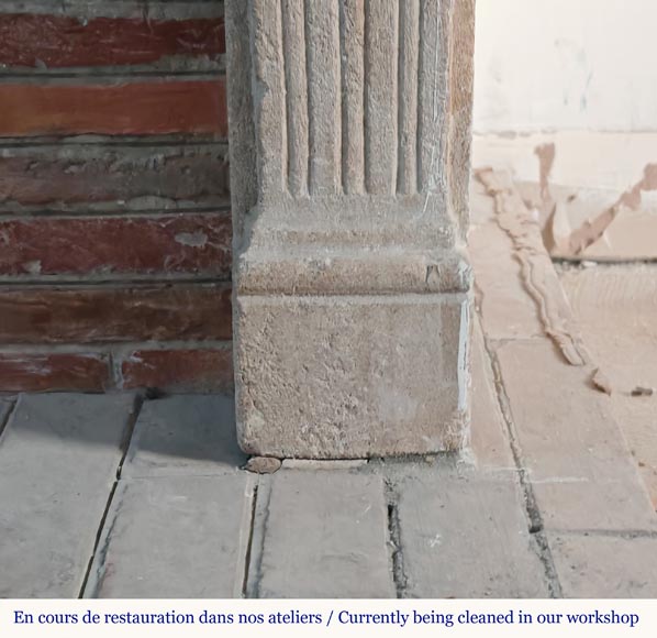 Louis XVI style stone mantel decorated with fluting Louis XVI style stone mantel decorated with fluting-6