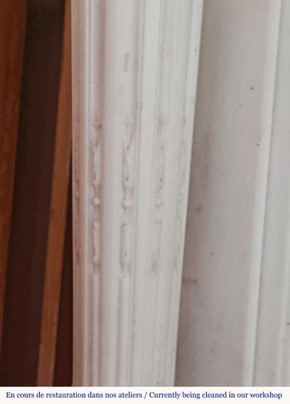 Large Louis XVI-style mantel with Corinthian columns Large Louis XVI-style mantel with Corinthian columns-5