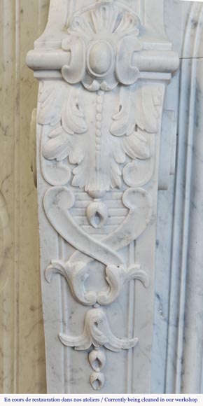 Louis XV style fireplace, highly sculpted in Carrara marble, from northern France Louis XV style fireplace, highly sculpted in Carrara marble, from northern France-7