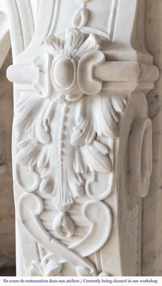 Louis XV style fireplace, highly sculpted in Carrara marble, from northern France Louis XV style fireplace, highly sculpted in Carrara marble, from northern France-12