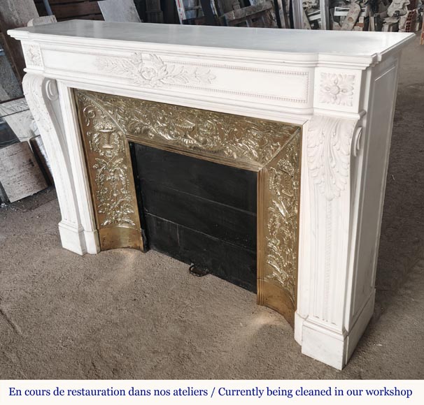 Large Louis XVI style fireplace with acanthus leaves and pearls, in statuary marble Large Louis XVI style fireplace with acanthus leaves and pearls, in statuary marble-8