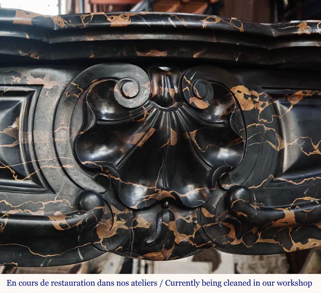 Louis XV style fireplace with shells in Portor marble Louis XV style fireplace with shells in Portor marble-2