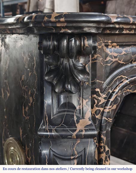 Louis XV style fireplace with shells in Portor marble Louis XV style fireplace with shells in Portor marble-4
