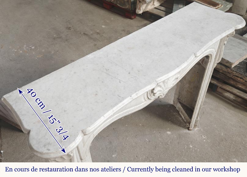 Louis XV style fireplace in Carrara marble decorated with a shell Louis XV style fireplace in Carrara marble decorated with a shell-7