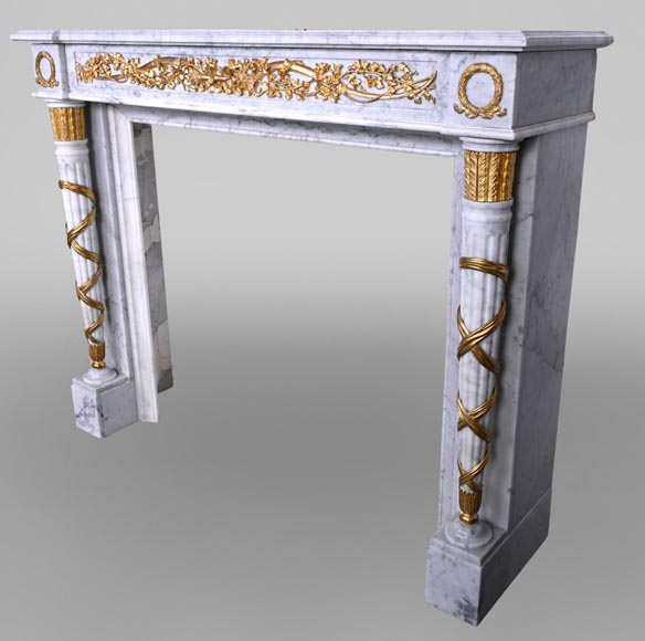 Louis XVI Fireplace in White Marble and Gilt Bronze Louis XVI Fireplace in White Marble and Gilt Bronze-9