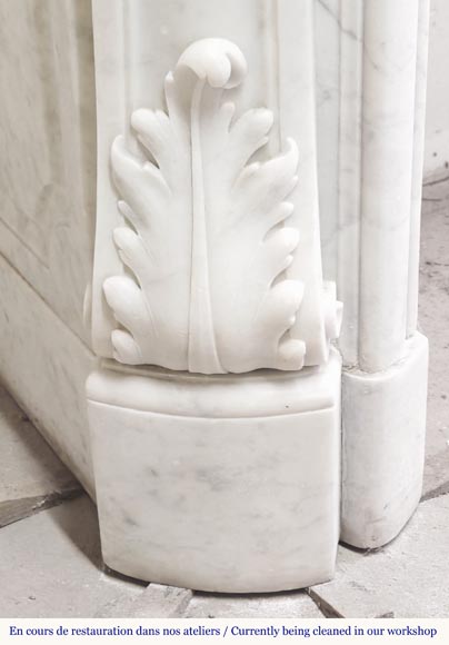 Louis XV style fireplace in Carrara marble, decorated with a floral shell Louis XV style fireplace in Carrara marble, decorated with a floral shell-9
