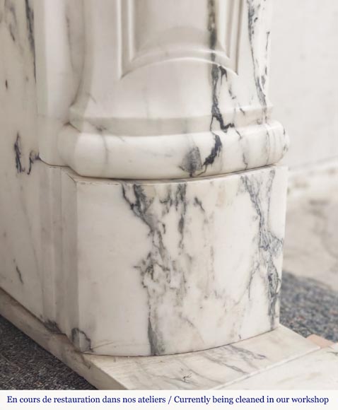 Louis XV style fireplace decorated with a large shell, in Paonazzo marble Louis XV style fireplace decorated with a large shell, in Paonazzo marble-5