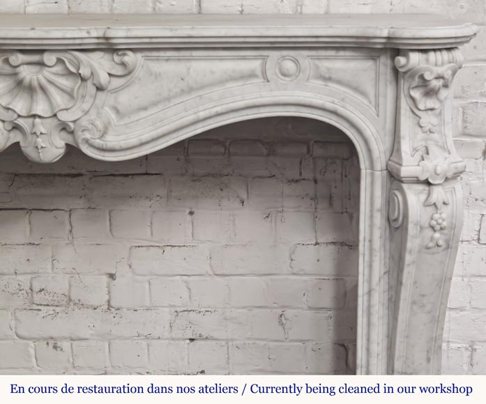 Large Louis XV style fireplace in Carrara marble decorated with shells and flowers Large Louis XV style fireplace in Carrara marble decorated with shells and flowers-6