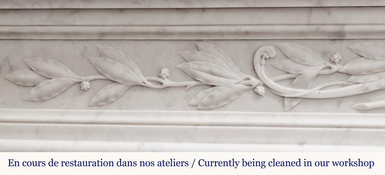 Louis XVI style fireplace with acanthus leaves, in Carrara marble Louis XVI style fireplace with acanthus leaves, in Carrara marble-2