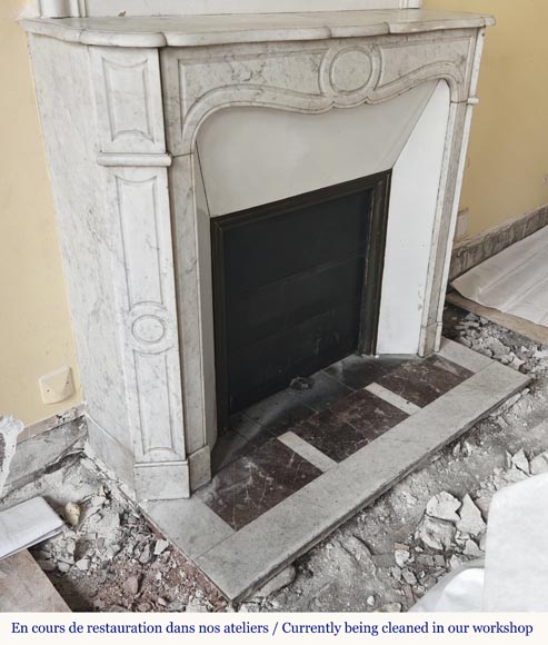 Louis XV style fireplace, Pompadour model, in Carrara marble Louis XV style fireplace, Pompadour model, in Carrara marble-2