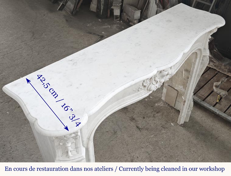 Louis XV style fireplace in Carrara marble with flowering palmette Louis XV style fireplace in Carrara marble with flowering palmette-10