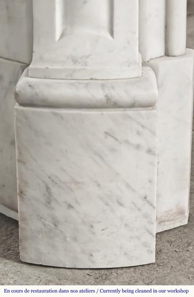 Louis XV style fireplace in Carrara marble, with a spiral shell Louis XV style fireplace in Carrara marble, with a spiral shell-5