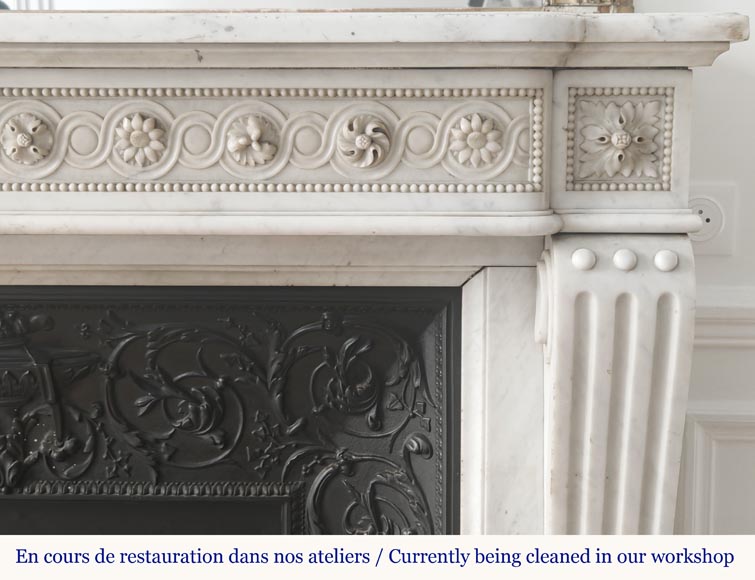 Louis XVI style fireplace in Carrara marble, decorated with pearls and macaroons Louis XVI style fireplace in Carrara marble, decorated with pearls and macaroons-8